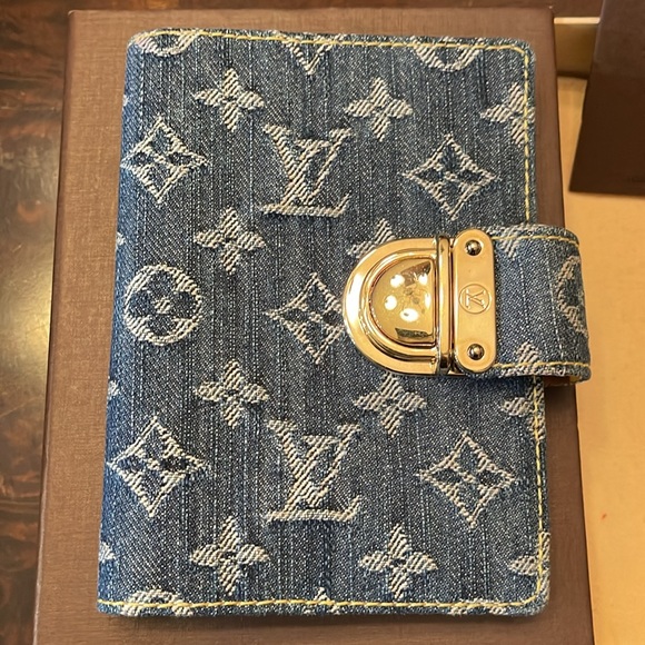 Louis Vuitton PM Denim Agenda with Original Paper - Picture 2 of 9